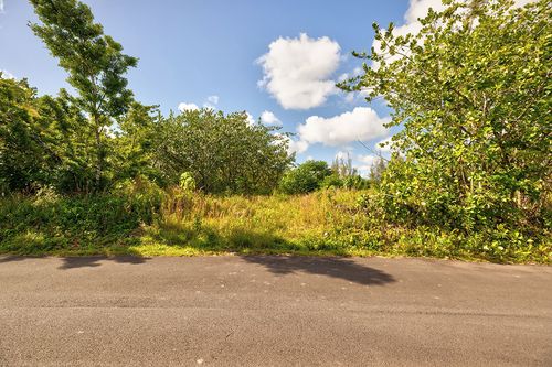 15-1702 1st Ave, KEAAU, HI, 96749-7102 | Card Image