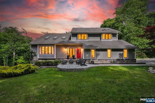 11 Hemlock Ln, Kinnelon, NJ, 07405-2472 | Card Image