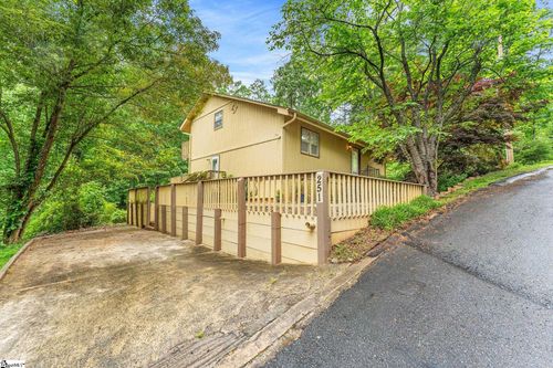 251 Cherokee Dr, Fair Play, SC, 29643-2308 | Card Image