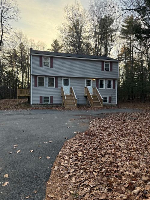 unit-a-and-unit-b-54 Fremont Rd, Chester, NH, 03036-4106 | Card Image