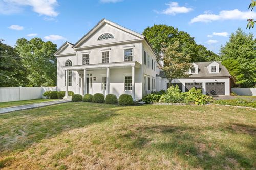 2493 Redding Rd, Fairfield, CT, 06824-1703 | Card Image