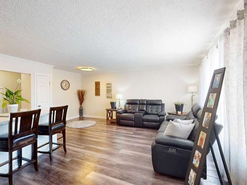 345 17th Street, Fort Macleod, AB, T0L0Z0 | Card Image