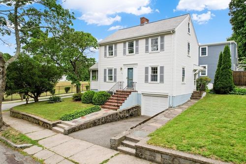 62 Bellington St, Arlington, MA, 02476-7651 | Card Image