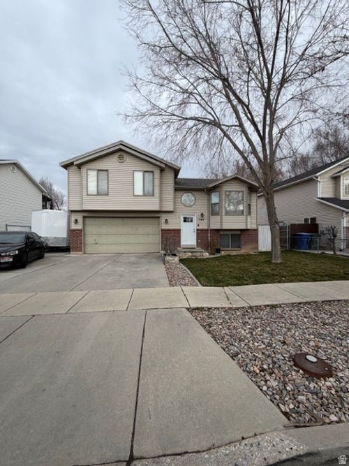 404 Meadowbrook Dr, Ogden, UT, 84404-4932 | Card Image
