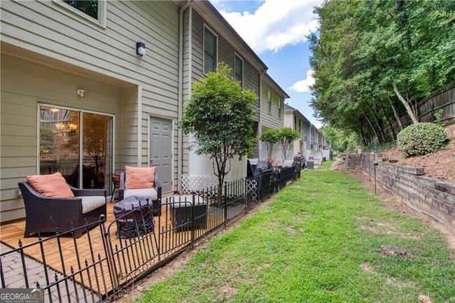 1264 Harris Commons Pl, Townhouse with 2 bedrooms, 3 bathrooms and 2 parking in Roswell GA | Image 37