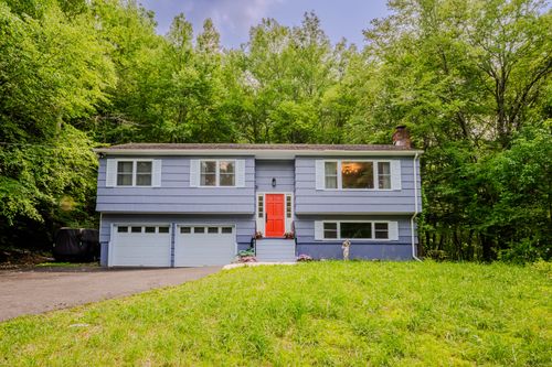 40 Mount Tom Rd, New Milford, CT, 06776-5207 | Card Image