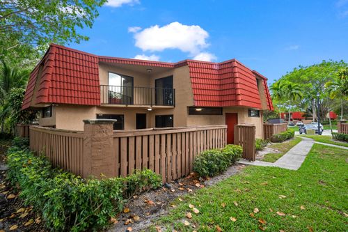 a-8237 Severn Dr, Boca Raton, FL, 33433-8549 | Card Image