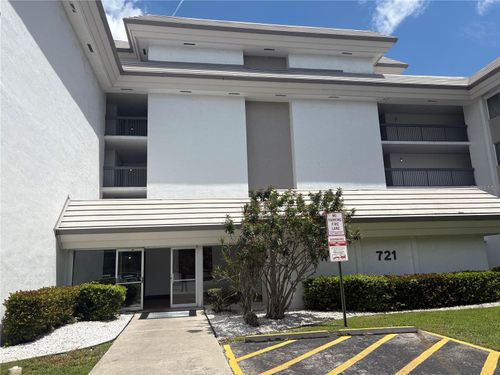 apt-401-721 N Pine Island Rd, Plantation, FL, 33324-1337 | Card Image