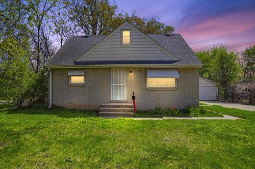 6706 N 54th Street, Milwaukee, WI, 53223 | Card Image