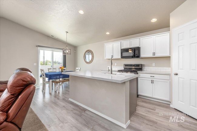 13538 Bascom St, House other with 4 bedrooms, 2 bathrooms and 2 parking in Caldwell ID | Image 14