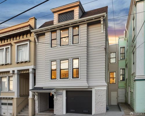 320 Willard North Street, San Francisco, CA, 94118 | Card Image