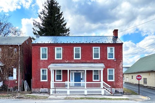 220 High St, Williamsburg, PA, 16693-1147 | Card Image