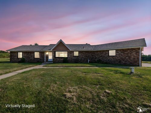 15255 Wheaton Rd, Brooklyn, MI, 49230-8462 | Card Image