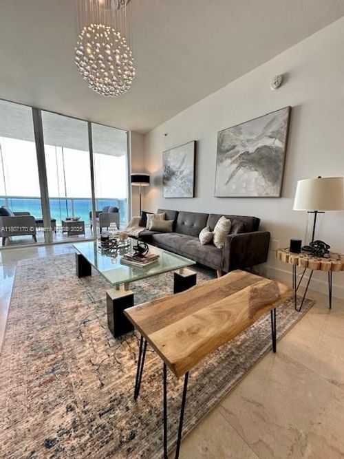 apt-1602-18201 Collins Ave, SUNNY ISLES BEACH, FL, 33160-5129 | Card Image
