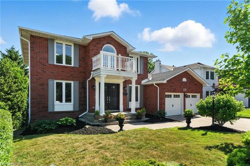 286 Lloyminn Ave, Ancaster, ON, L9G1J1 | Card Image