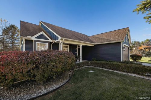 854 Westbrooke Dr, South Lyon, MI, 48178-1666 | Card Image