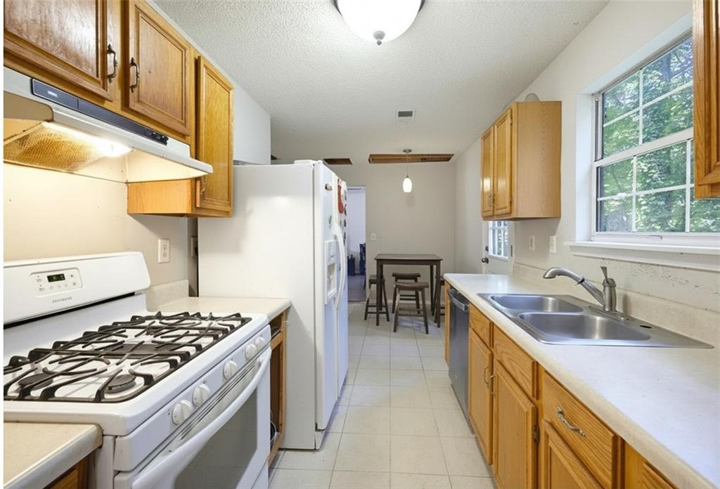 Residential in Lithia Springs 3