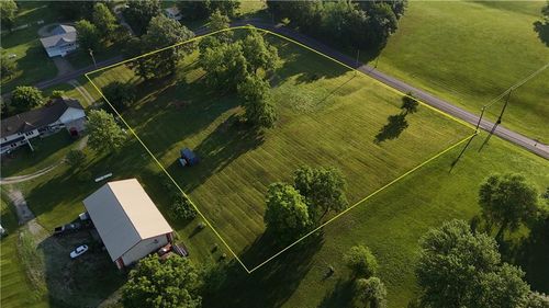 21619 Ne 150th St, Kearney, MO, 64060-9224 | Card Image