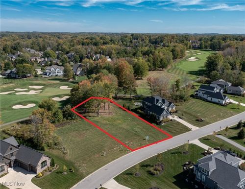 640 Club Dr W, Aurora, OH, 44202-6321 | Card Image