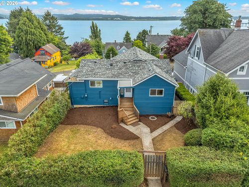 758 Florence Ave, Astoria, OR, 97103 | Card Image