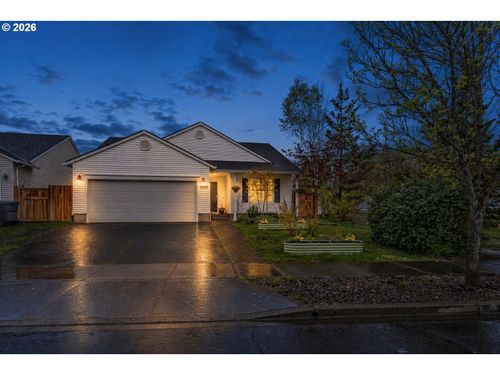 2443 Sw Taylor Dr, McMinnville, OR, 97128-8958 | Card Image