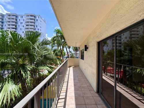 203-1250 Lincoln Rd, Miami Beach, FL, 33139-2250 | Card Image
