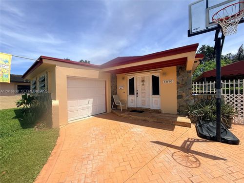 4870 Sw 6th St, Coral Gables, FL, 33134-1344 | Card Image