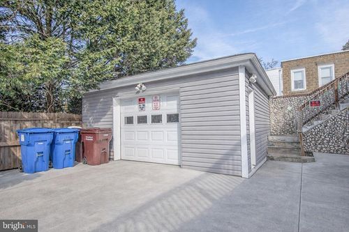 garage-17 Lafayette Street, RIVERSIDE, NJ, 08075 | Card Image