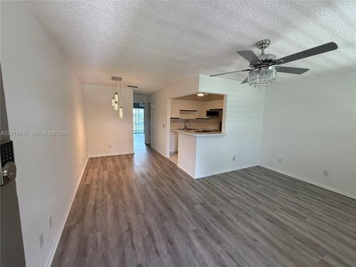 204-18 Lake Vista Trl, Port St. Lucie, FL, 34952-6392 | Card Image
