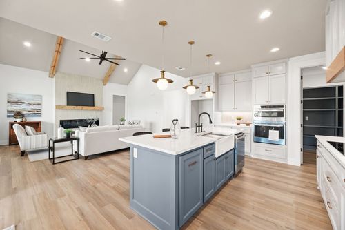 4541 Swenson Ranch Rd, Waxahachie, TX, 75165-4822 | Card Image