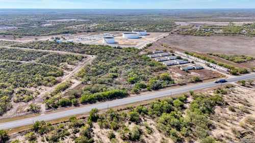 2569 Highway 72, Three Rivers, TX, 78071-3272 | Card Image