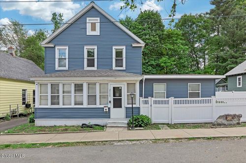 2115 Colgate Pl, Schenectady, NY, 12304-1411 | Card Image