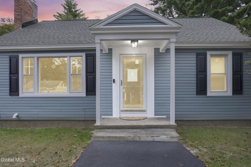 7 Willow Ln, Glenville, NY, 12302-5512 | Card Image