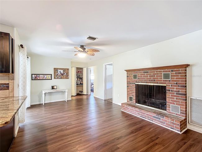 Front Room 2 | Image 8