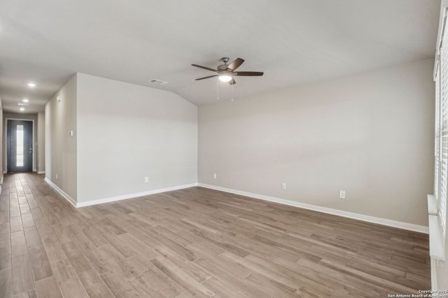12730 Horizon Crst, House other with 4 bedrooms, 4 bathrooms and null parking in Schertz TX | Image 8