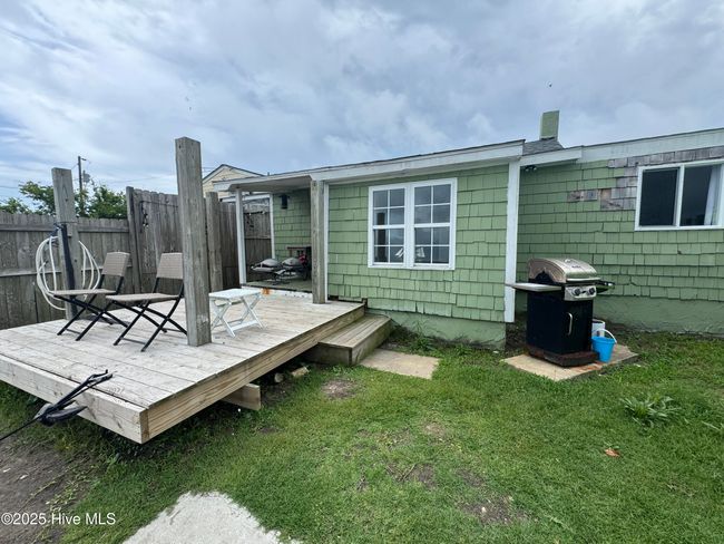 121 Cedar Point Blvd, House other with 2 bedrooms, 1 bathrooms and null parking in Cedar Point NC | Image 20