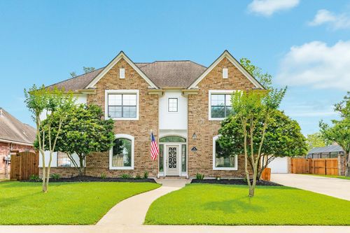 114 Arrowhead Dr, Lake Jackson, TX, 77566-4554 | Card Image