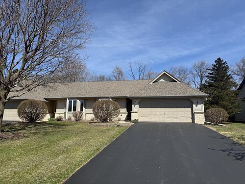 w-8-N114W15890 Hilbert Lane, Germantown, WI, 53022 | Card Image