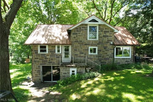 11811 Gaston Rd, Negley, OH, 44441-8712 | Card Image
