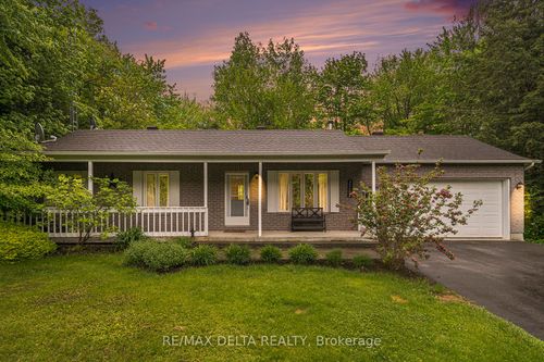 176 Con 5 Plantagenet Road, Alfred and Plantagenet, ON, K0B1L0 | Card Image