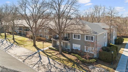 1115 N Old Woodward #76 Avenue, Birmingham, MI, 48009 | Card Image