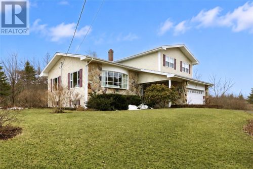 203 Thorburn Rd, Saint Johns, NL, A1B4P8 | Card Image