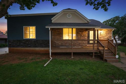 112 N White Oak St, Desloge, MO, 63601-2824 | Card Image