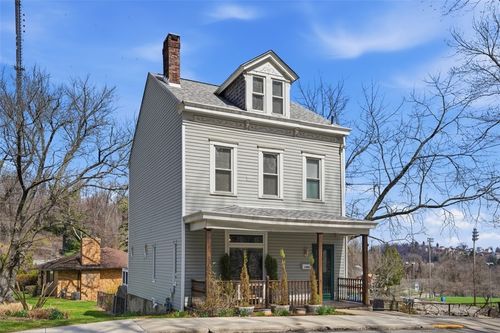 1202 Romanhoff St, Pittsburgh, PA, 15212-3038 | Card Image