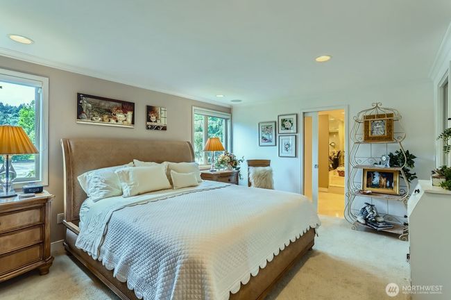 APT-201 - 9727 Ne Juanita Dr, Condo with 3 bedrooms, 3 bathrooms and 2 parking in Kirkland WA | Image 14