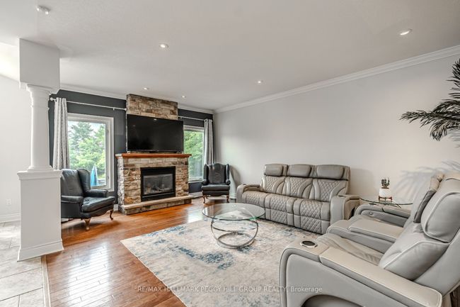5 Munro Crt, House other with 4 bedrooms, 4 bathrooms and 9 parking in Minesing ON | Image 7