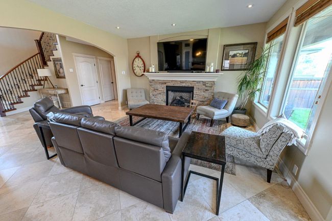 8866 60 Ave, House detached with 5 bedrooms, 3 bathrooms and 2 parking in Grande Prairie AB | Image 10