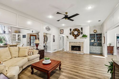 431 Creekside Ln, Allen, TX, 75002-4545 | Card Image
