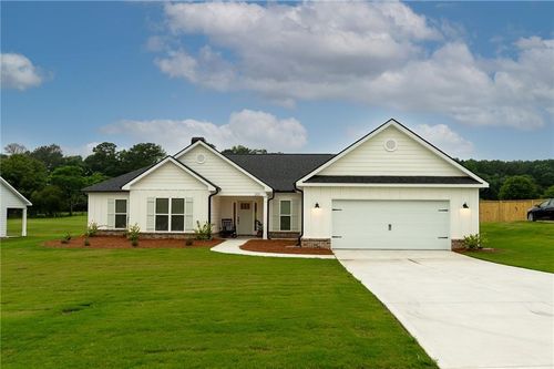 201 Advent Dr, Winder, GA, 30680-4562 | Card Image