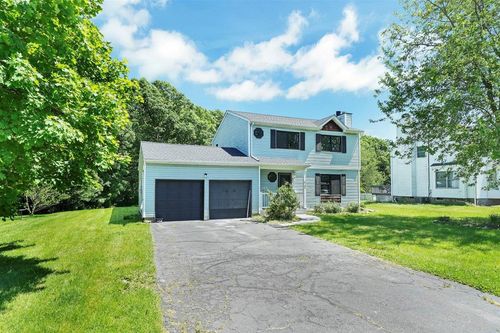 54 Capital Dr, Washingtonville, NY, 10992-1342 | Card Image